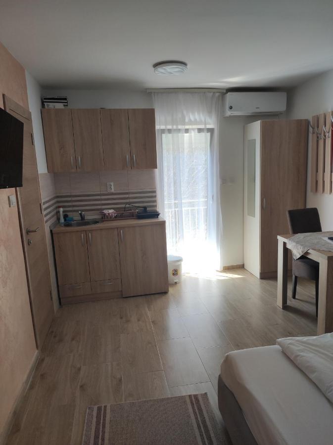 Čačak Vila Lux Nedeljkovic Gornja Trepca מראה חיצוני תמונה